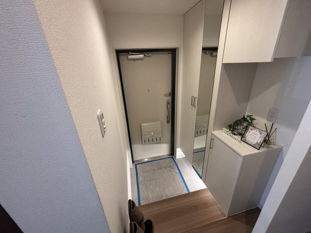 シューズボックス付きの玄関です