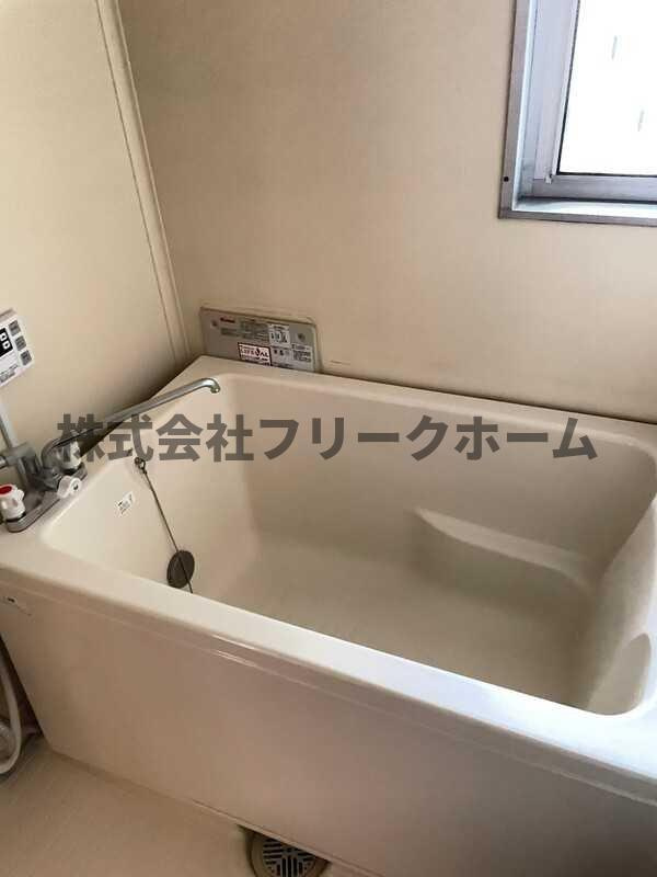 藤コーポの浴室