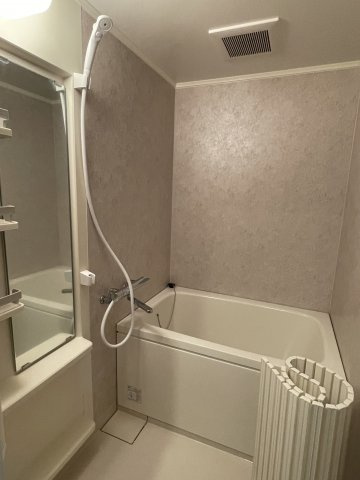 ヴィラ坂本の浴室