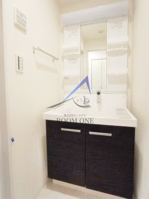 リブリ・アウスレーゼIGKの洗面所|洗面台です。