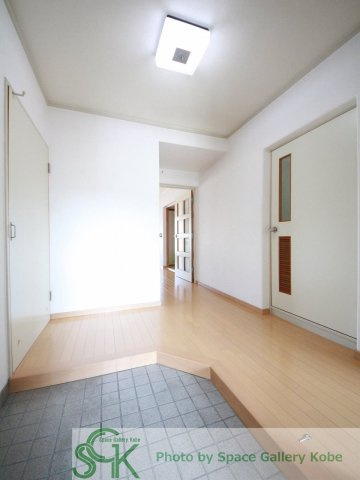 ハピネスの玄関|※同物件の別のお部屋の写真です※
