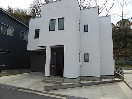 安佐北区深川6丁目の前面道路含む現地写真