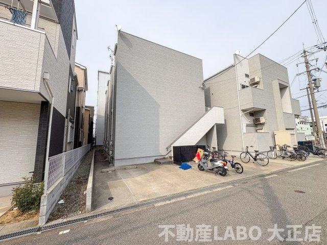 アクセル住之江の外観