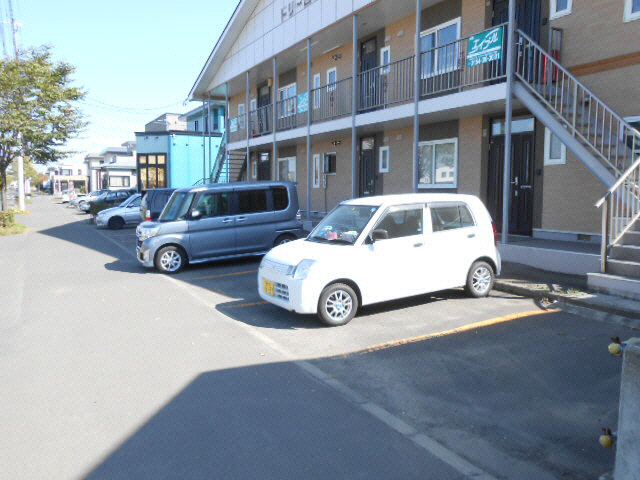 ドリームコートの駐車場