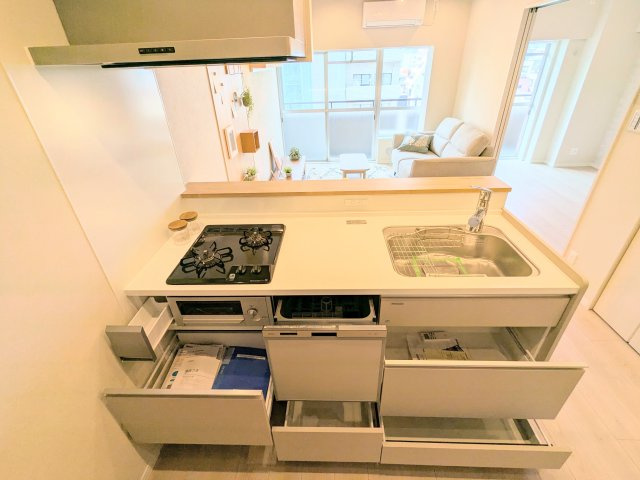 ジュウエル錦糸町のキッチン|～食器洗浄乾燥機付のキッチン写真～