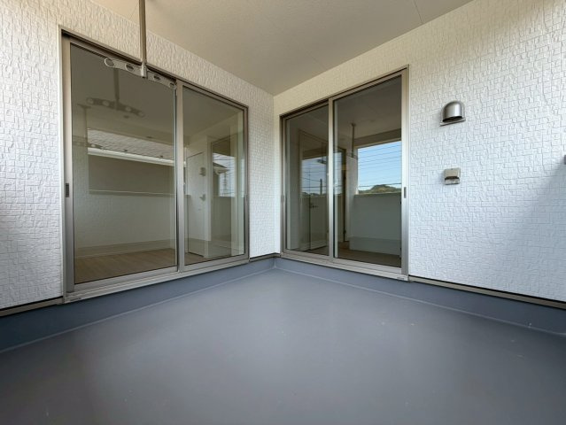 【バルコニー】 | 長塚町５丁目１号棟 | 施工例　ご見学はお気軽に0476-37-3888までお問合せ下さい！
