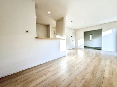 【居間・リビング】 | 長塚町５丁目１号棟 | 施工例　ご見学はお気軽に0476-37-3888までお問合せ下さい！