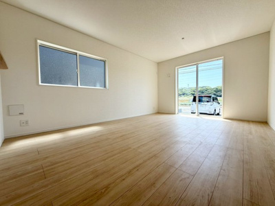 【居間・リビング】 | 長塚町５丁目１号棟 | ご見学はお気軽に0476-37-3888までお問合せ下さい！