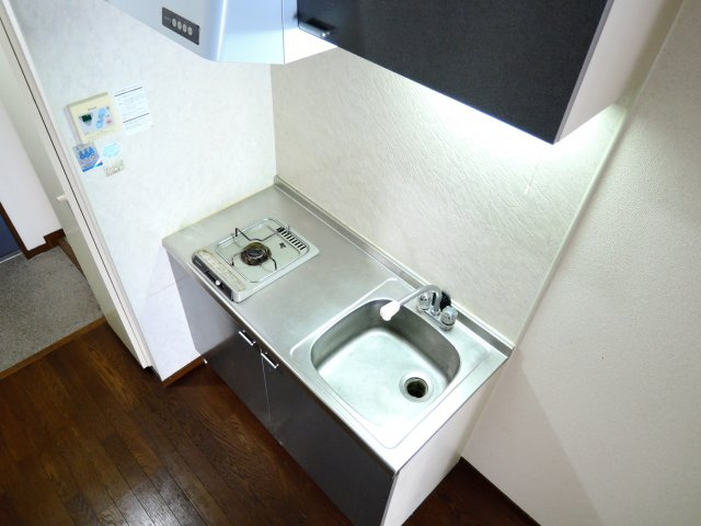 高槻市芥川町４丁目のアパートのキッチン