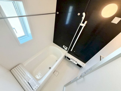 【浴室】 | 長塚町５丁目２号棟 | 即日のご見学も可能です。お気軽に0476-37-3888までお問合せ下さい。