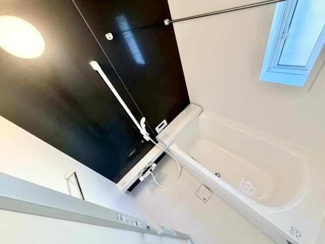 【浴室】 | 長塚町５丁目２号棟 | 施工例　ご見学はお気軽に0476-37-3888までお問合せ下さい！