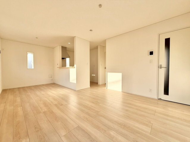 【居間・リビング】 | 長塚町５丁目２号棟 | 施工例　ご見学はお気軽に0476-37-3888までお問合せ下さい！