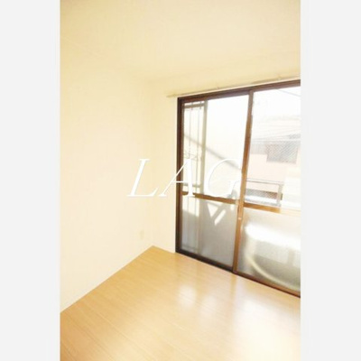 【居間・リビング】 | 上川ビル | 洋室のお部屋です。