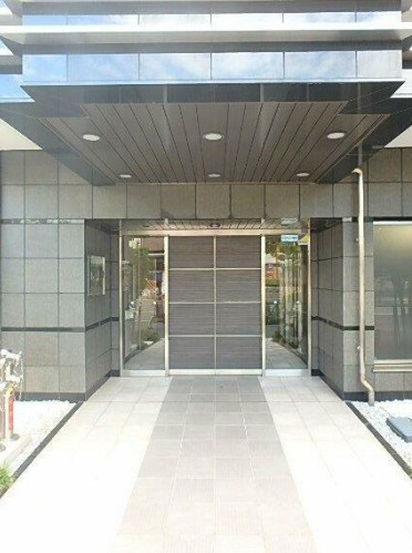 ガーラ・レジデンス府中のエントランス
