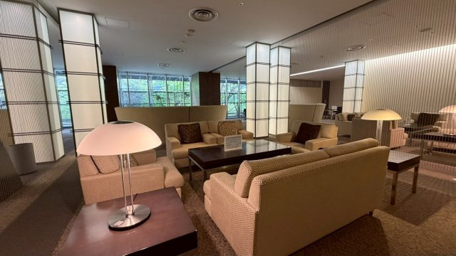 25階眺望良好！キャピタルマークタワー！一部リフォーム済み！のロビー|コンシェルジュカウンター前のロビーです