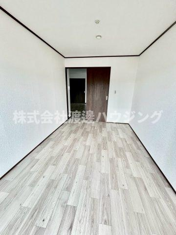 雅マンションの寝室