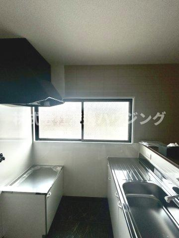 雅マンションのその他|窓