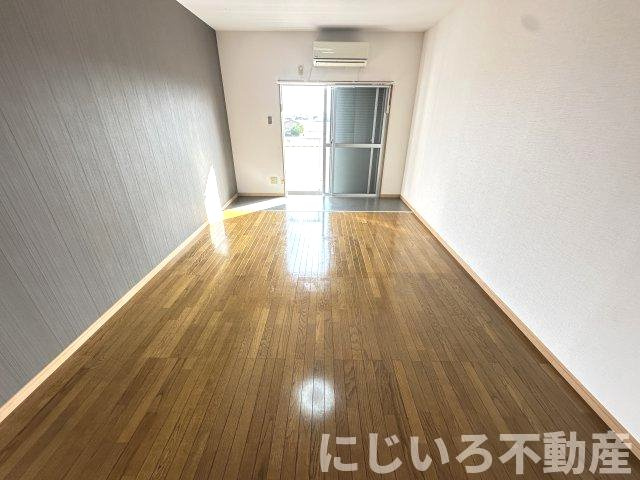 ヴィゴラス弐番館の居間・リビング