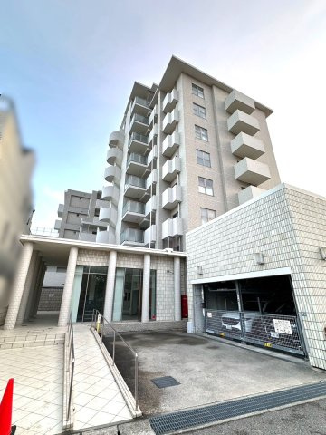 ドルフ灘ヴェールデュランの外観|駅徒歩5分の利便性を享受できる3LDKマンション。2026年3月室内フルリフォーム完成予定で、水回り