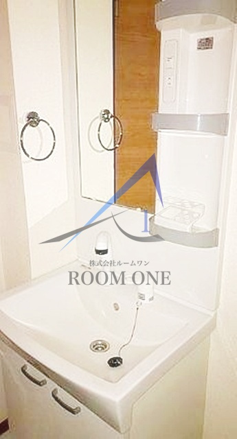 モン・シャトー中野新井の洗面所|洗面台です。