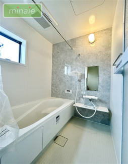 【浴室】 | 本日内見できます　小・中学校6分　WIC付　市川市真間5　3号棟 | 販売現地