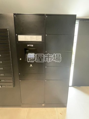 エストゥルース浅草のその他共用部分|宅配ボックス