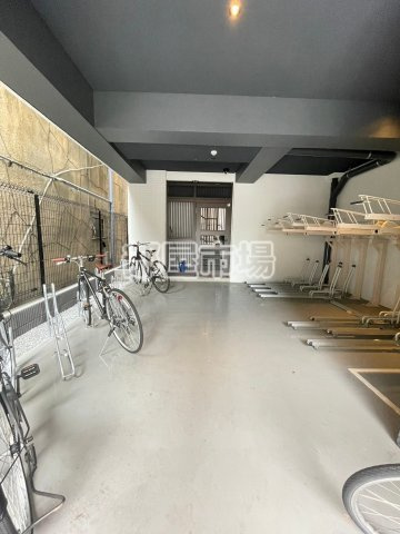 エストゥルース浅草のその他共用部分|駐輪場