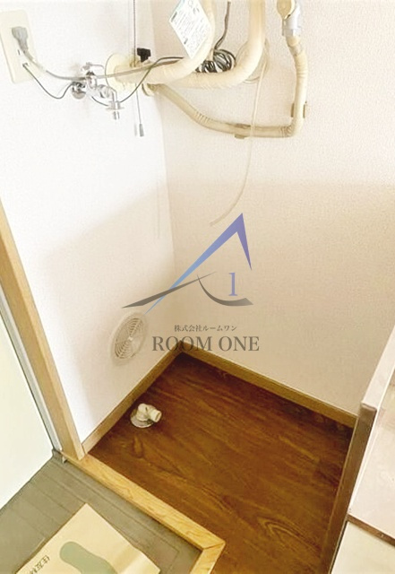 ピアスズキの設備|洗濯機置き場です。