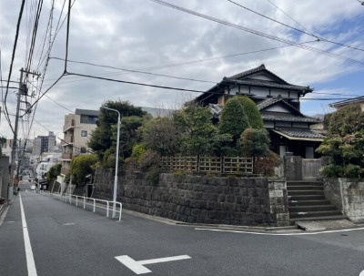 台東区谷中２丁目の戸建の外観