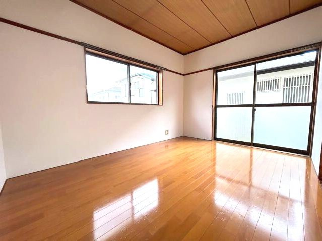 ＳＡＫＵＲＡ港南台の居間・リビング