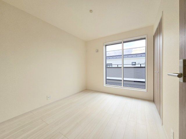 羽村市緑ヶ丘4丁目　全9棟の洋室