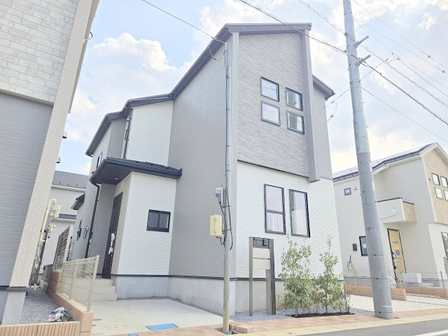 羽村市緑ヶ丘4丁目　全9棟の外観