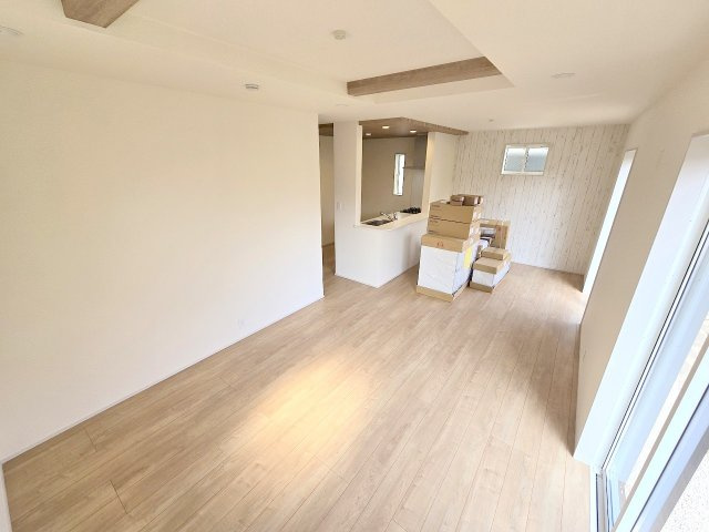 羽村市緑ヶ丘4丁目　新築戸建の居間・リビング