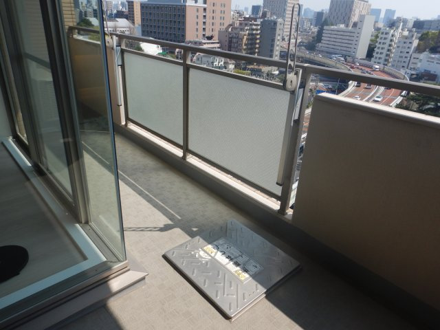 菱和パレス目白台グラーサのバルコニー