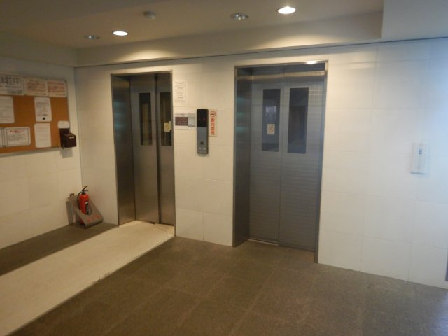 菱和パレス目白台グラーサのその他共用部分|エレベーターホール