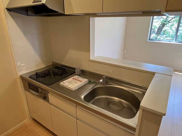 ガーデンケヤキのキッチン|同建物別室参考写真