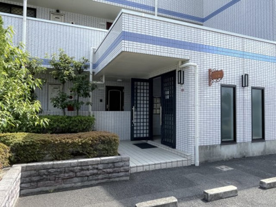 【エントランス】 | ファミール2号館