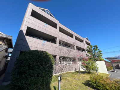 【外観】 | グランベル | 外観写真（昼）
