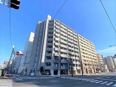 【外観】 | ライオンズマンション吉野町リバーサイド | 建物外観　※2023年2月撮影