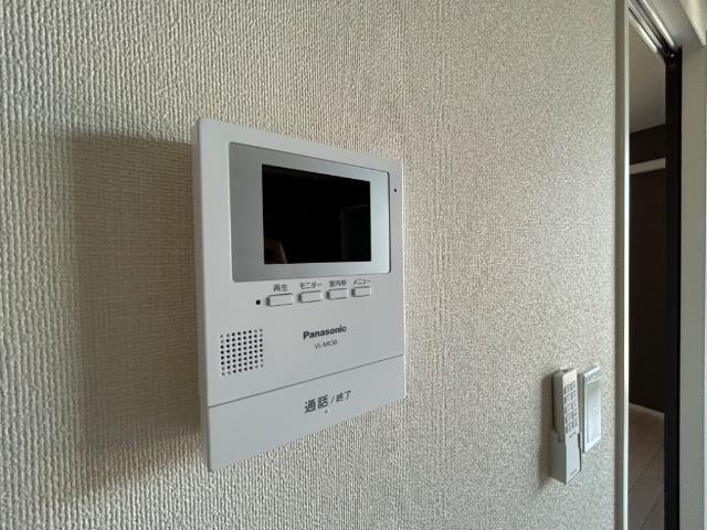 モントクレアの内装|カメラ付インターホン