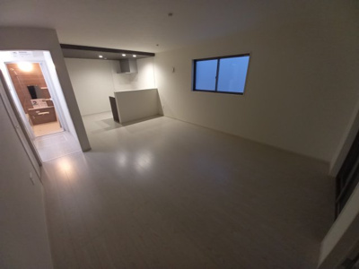 【居間・リビング】 | 高槻市西冠1期2号棟
