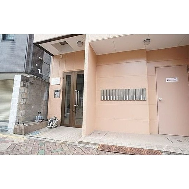 レジェンド森下のエントランス