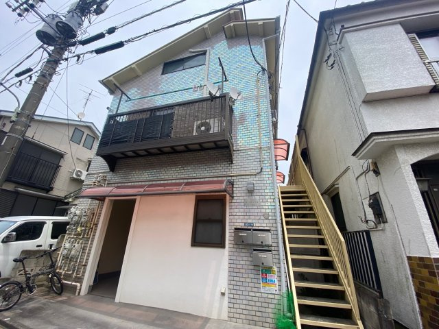 ル・カトレアの外観