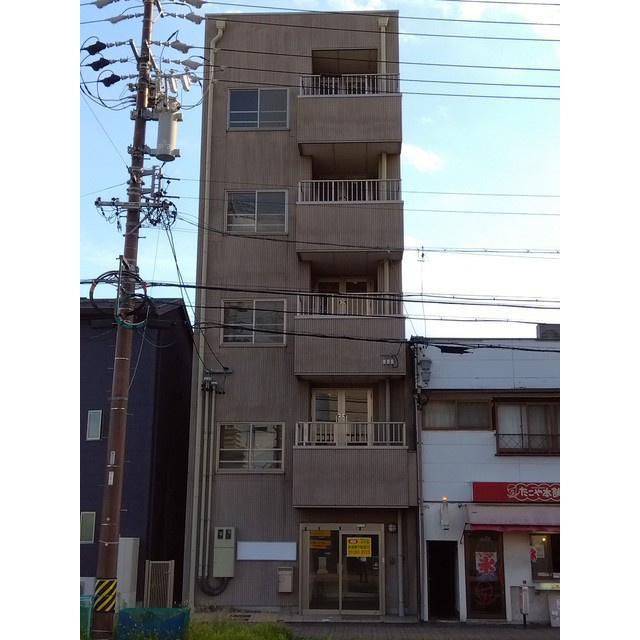岐阜市加納上本町４丁目の事務所