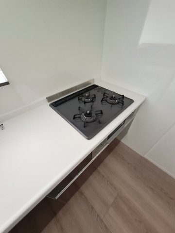 フィオーレのキッチン|3口ガスキッチン