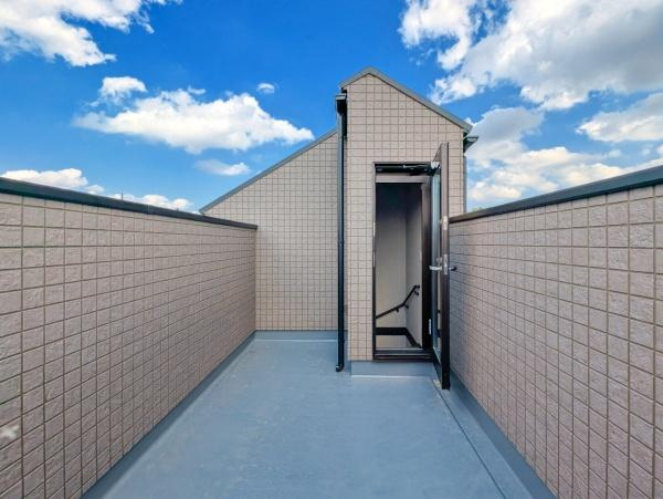 横浜市青葉区大場町の新築一戸建のバルコニー|広さも十分のルーフバルコニー！！
陽当り・通風良好で洗濯物も良く乾きます。
風が心地よいです！