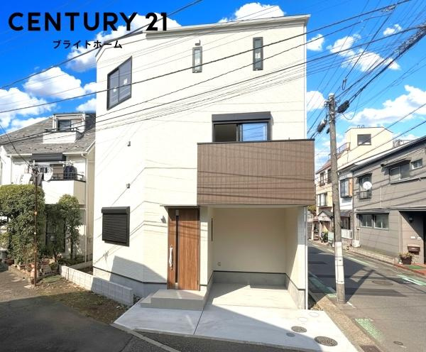 横浜市中区山元町３丁目の新築一戸建の外観|間もなく完成！内見可能♪
いつでもご案内可能です！
お車でご自宅まで送迎承ります。
※外構部分は現在工事中になりCGで参考写真です。