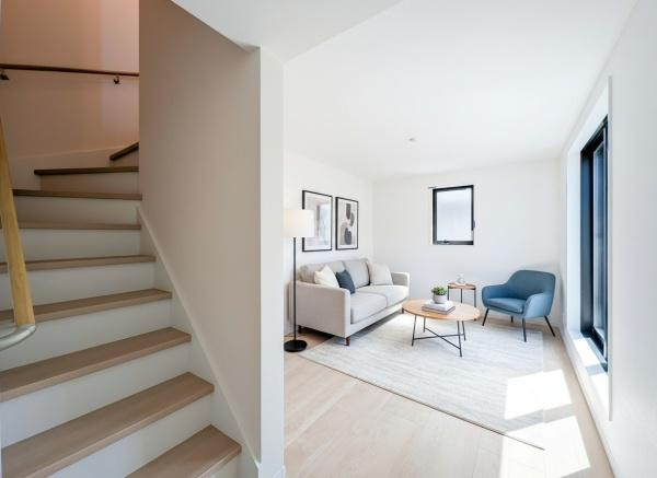 横浜市中区山元町３丁目の新築一戸建の外観：施工例|同じ施工会社が建築した施工例です。