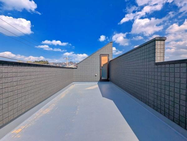 横浜市青葉区大場町の新築一戸建のバルコニー|開放的なバルコニー！！
