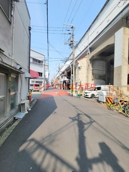 ルートトラストビルのその他|★前面道路★